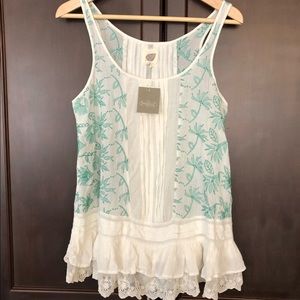 🆕 🍃Anthropologie Lilka Top